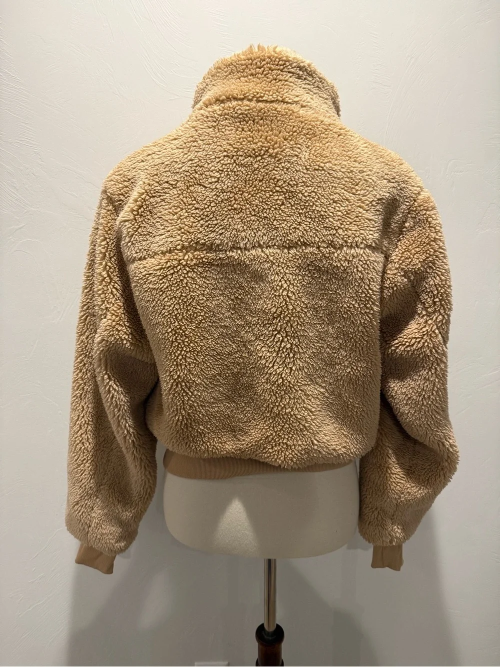 Alo Yoga Foxy Sherpa Jacket